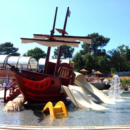 Camping Sunissim Le Palace By Locatour Camping