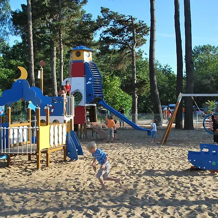Camping Sunissim Le Palace By Locatour Camping Soulac-sur-Mer