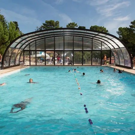 Camping Sunissim Le Palace By Locatour Camping Soulac-sur-Mer